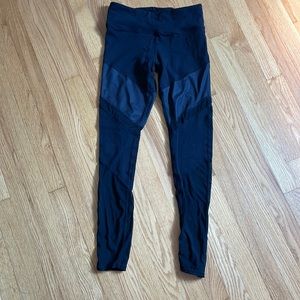 Black Alo leggings